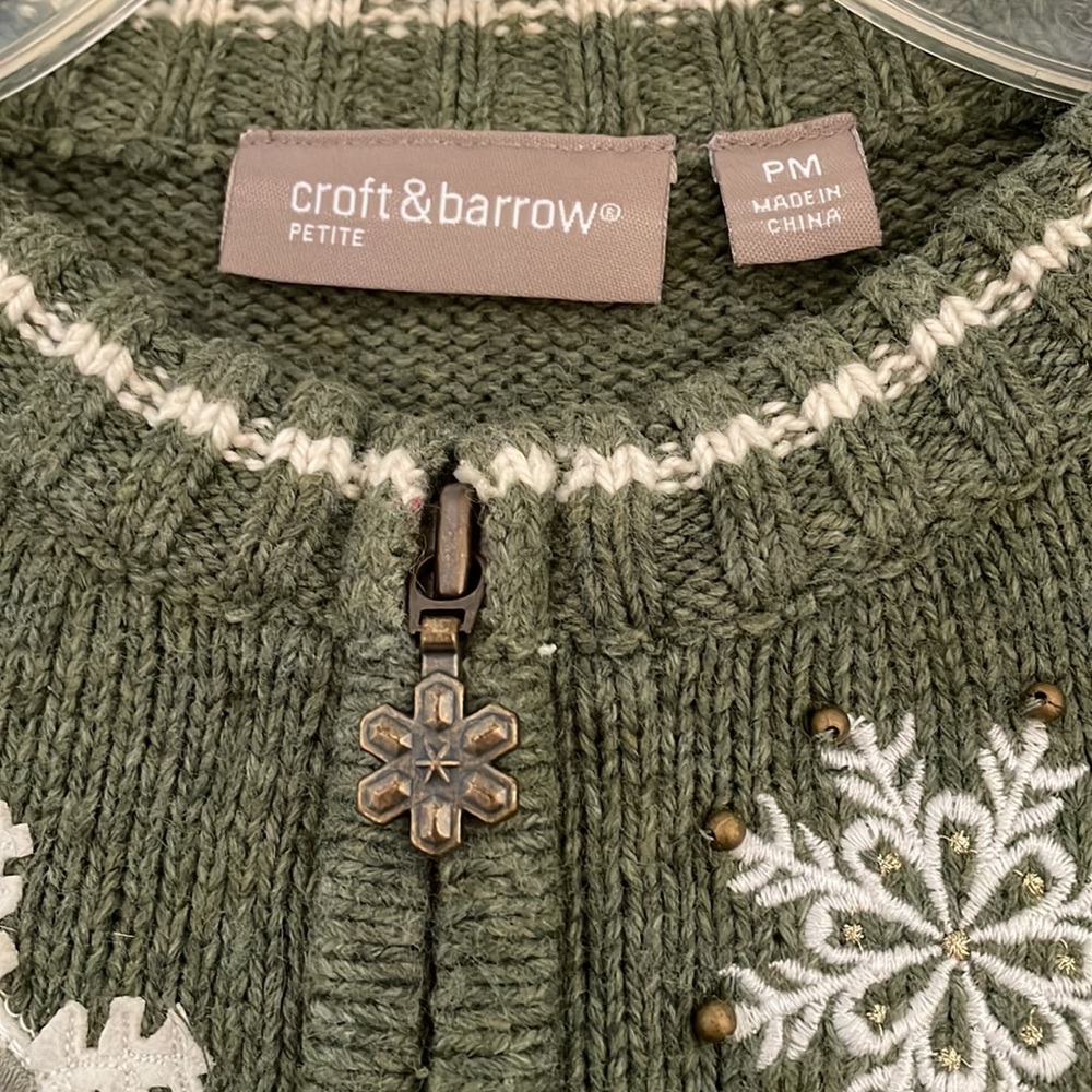 Croft & Barrow Petite Sz P/M Snowflake Sweater - Picture 3 of 11